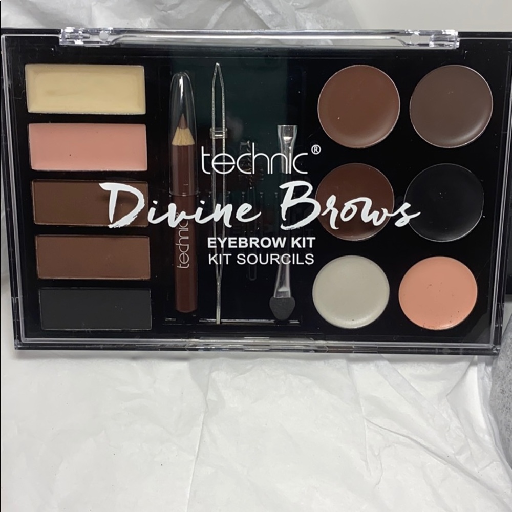 Technic Divine Brows Eyebrow Kit - Large Palette